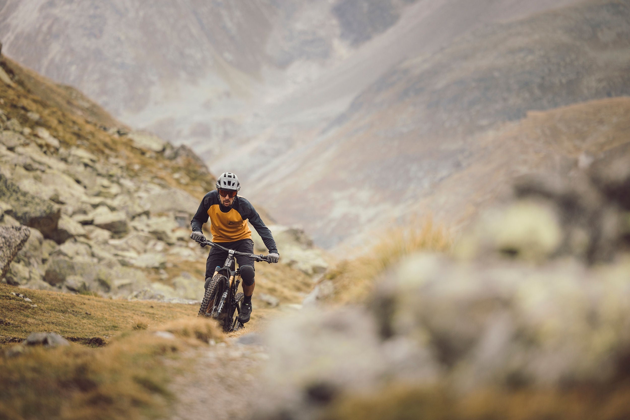 Centurion No Pogo SL R6000i chrom/schwarz 2024 29"/27,5" 400 Wh Diamant